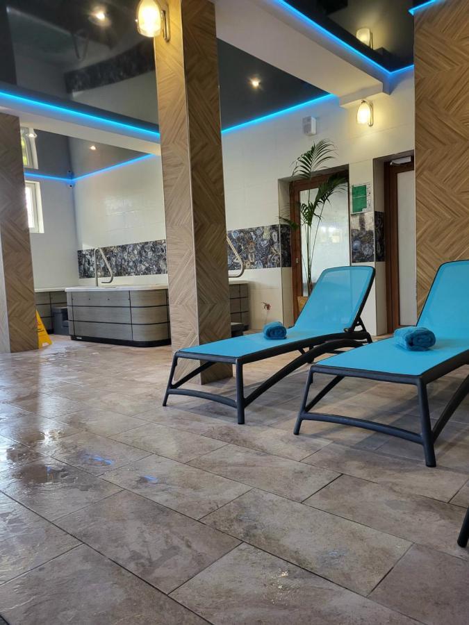 Dom Jastrzebia Z Basenem I Jacuzzi Apartment Jastrzebia Gora Exterior photo